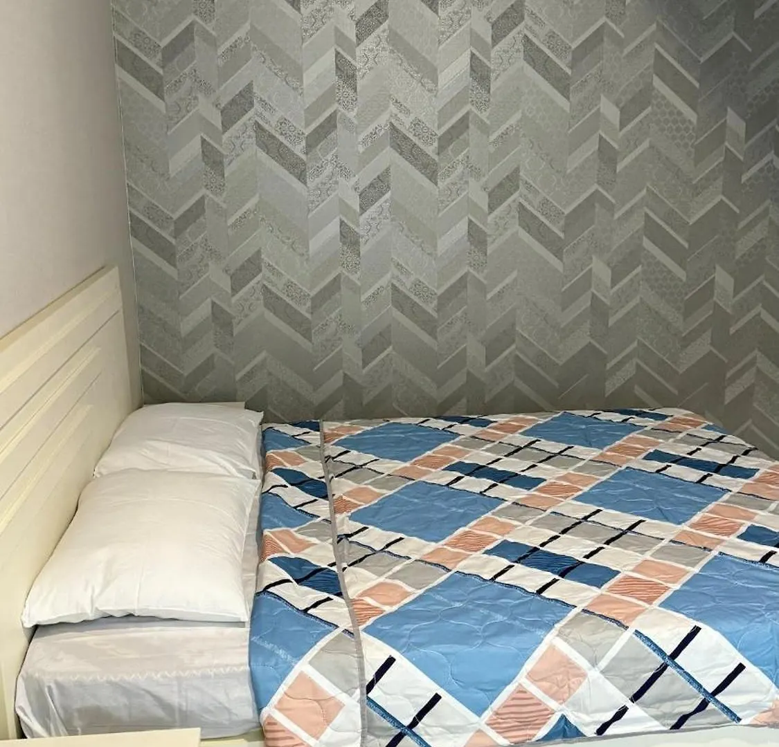 Ground Floor Apartment Near The City Centre Tiflis